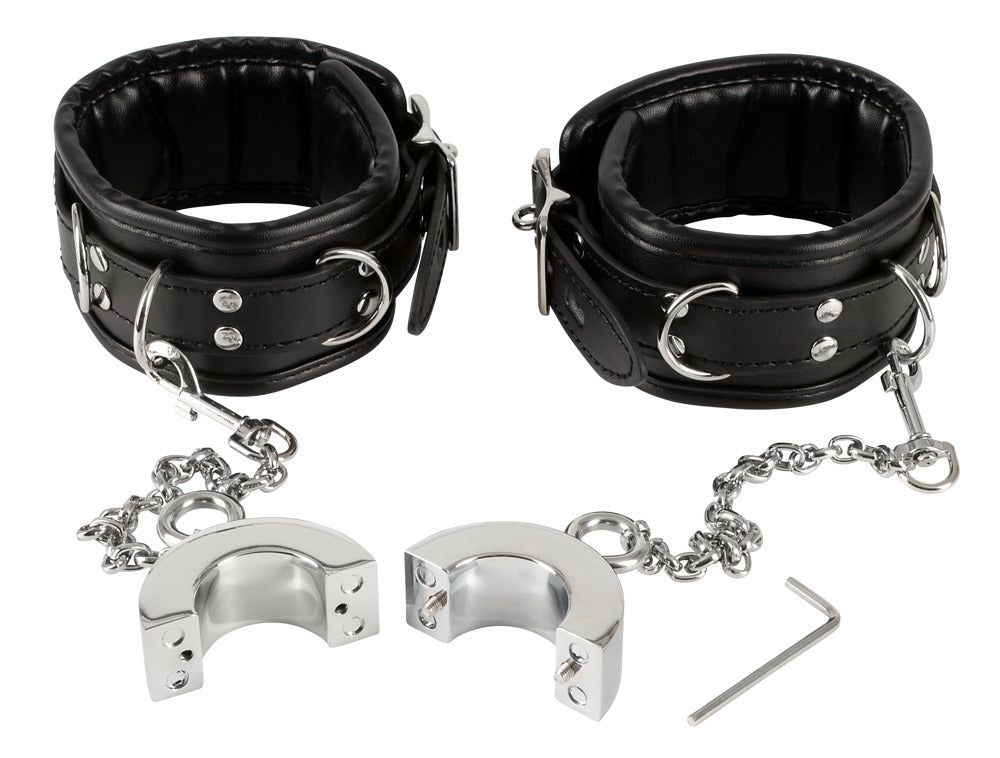 Hand Cuffs & Cock Ring